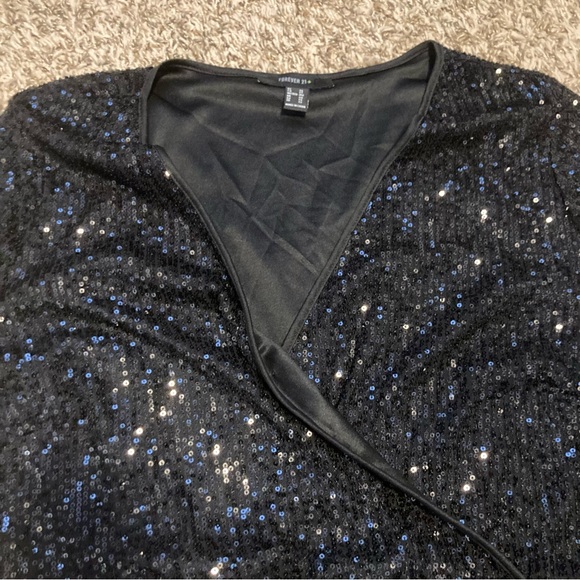 Forever 21+ Glam Black Sequin Long Sleeve Wrap Dress, Sz 2x 18/20 - Picture 5 of 14